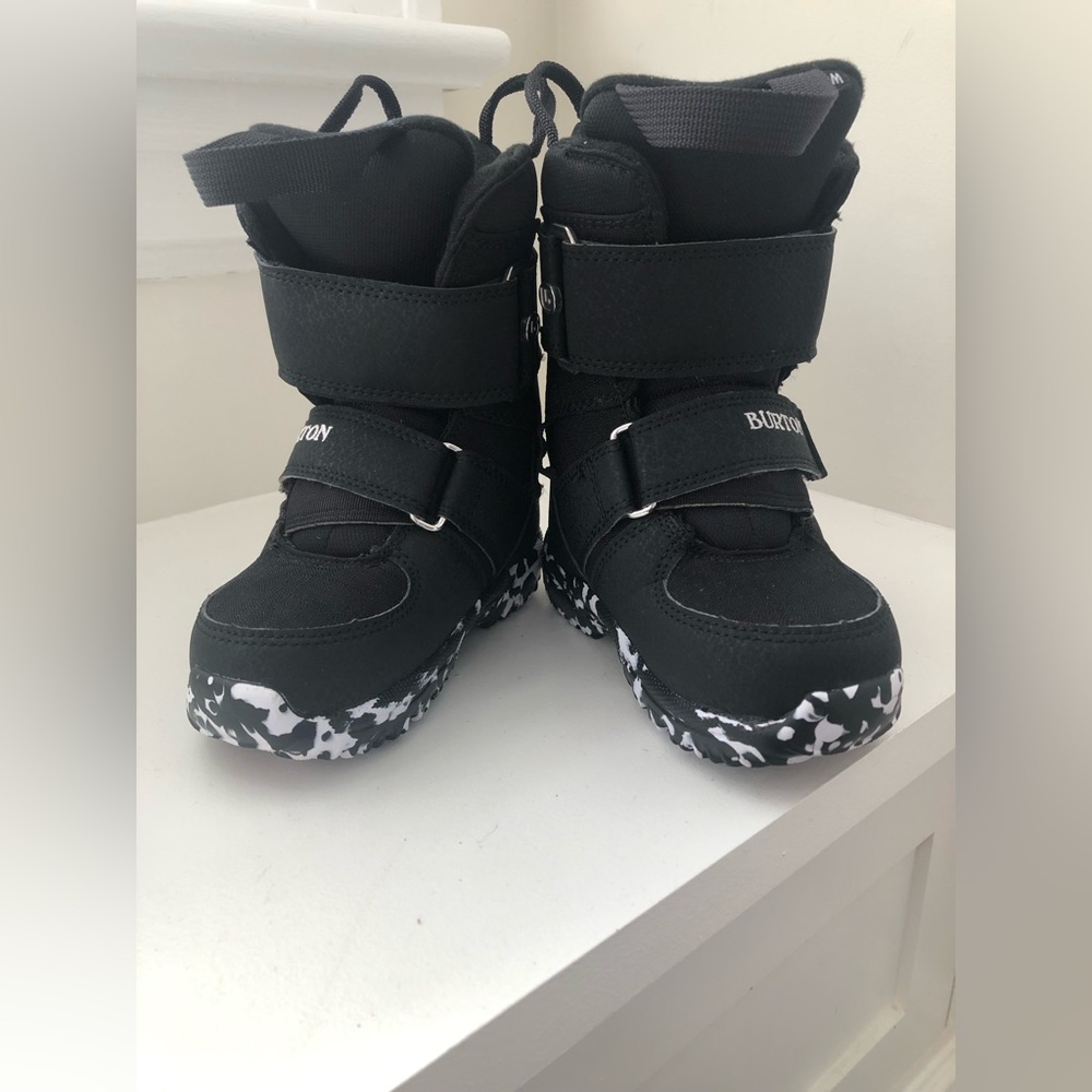 Burton Mini-Grom kids snowboard boots